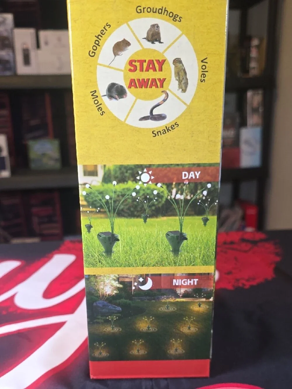 Solar Mole Repellent & Swaying Light – Green (2 Pack)
